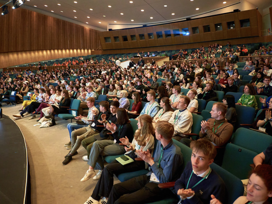 Video Zeitzeuginnengespraech Knobloch