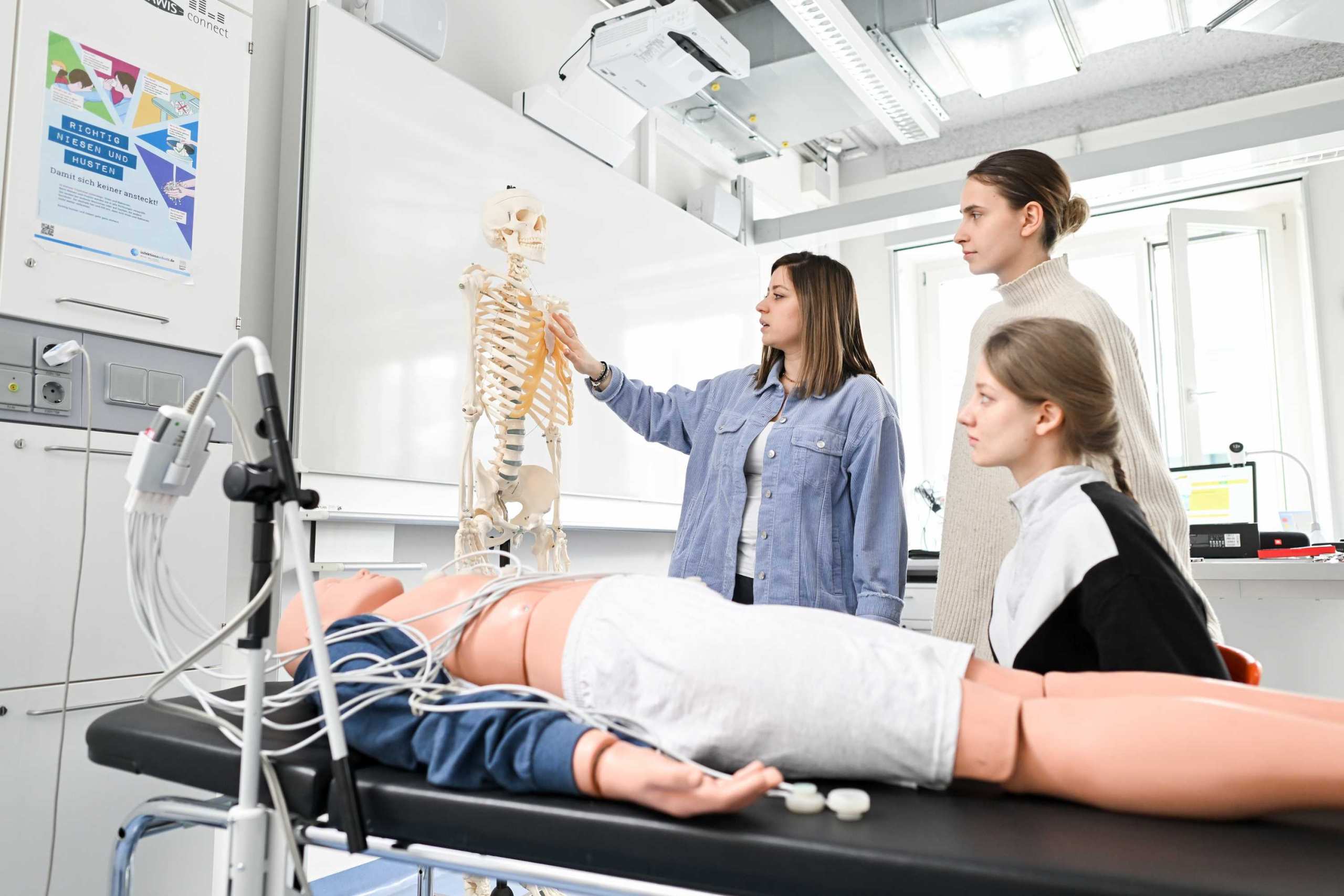 Ausbildungsberuf MFA an der Städt. Berufsschule in München Bild & Inspiration Ausbildungsberuf MFA an der Städt. Berufsschule in München